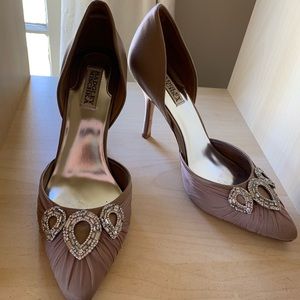 Badgley Mischka pumps
